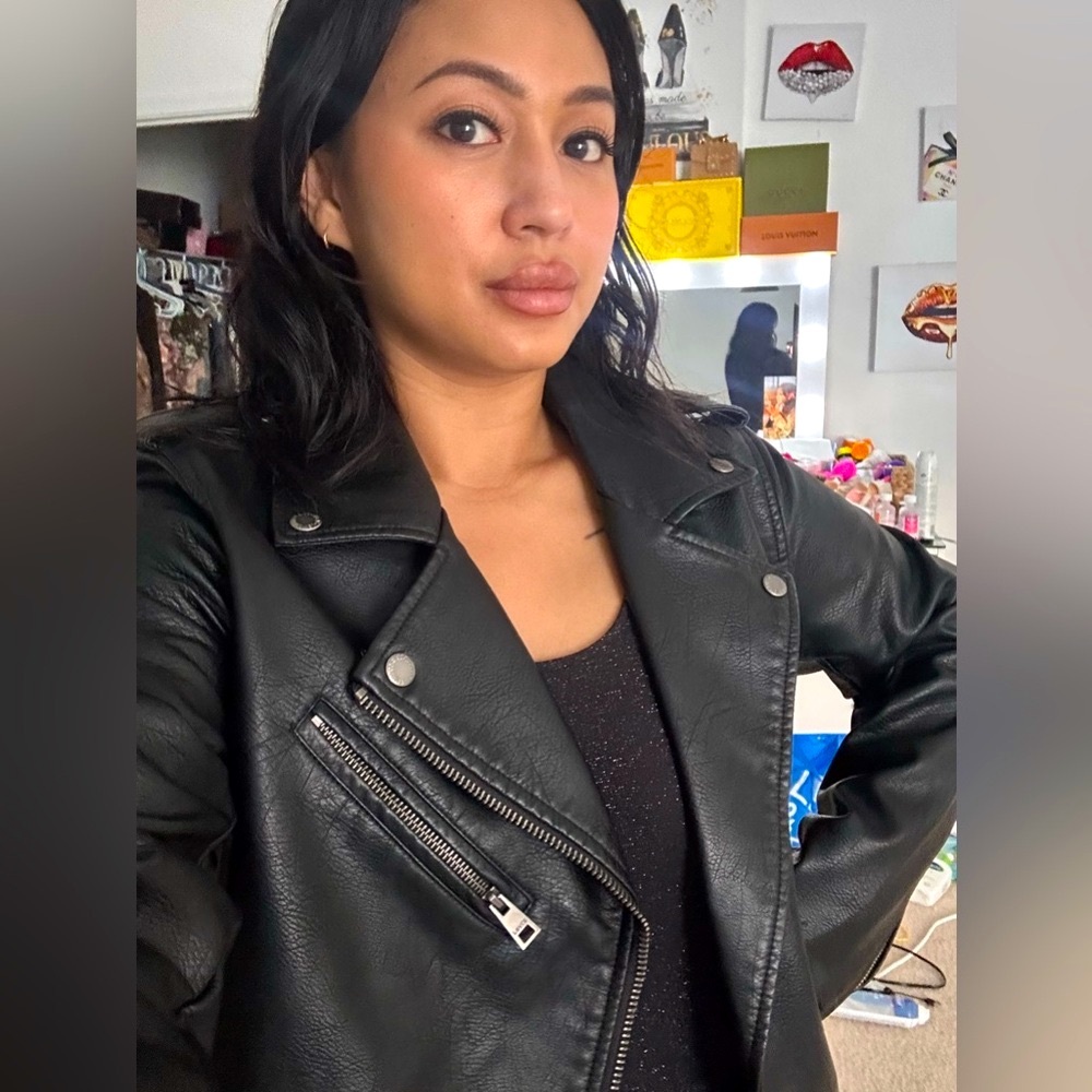 Levi's Women's Sleek Black Leather Jacket